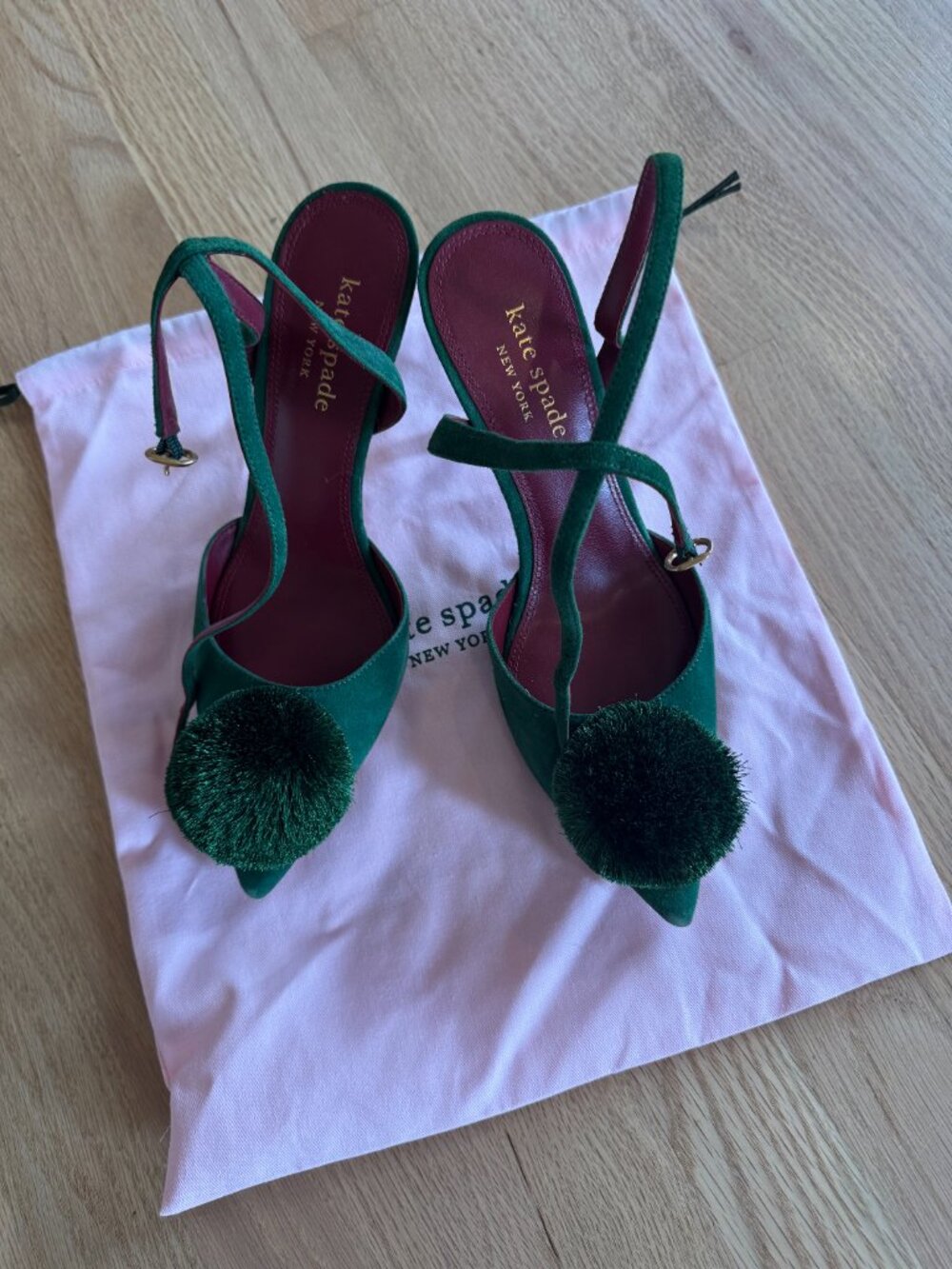 Kate Spade New York Amour Pom Pom Shoes – Green | Size 9.5